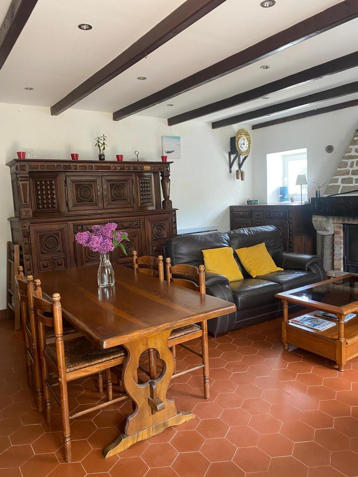 Holiday home Charme, Calme Et Authenticite Cote Des Legendes Plouider