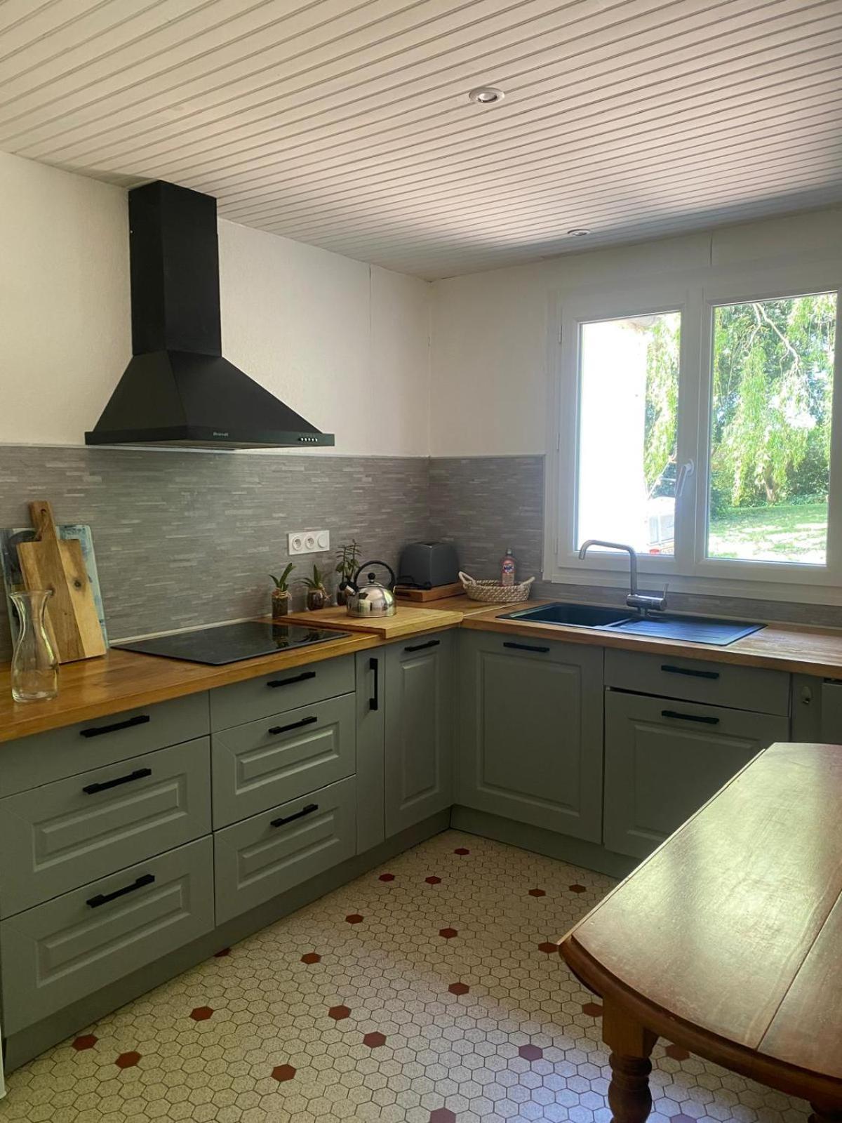 Charme, Calme Et Authenticite Cote Des Legendes Plouider